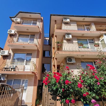 Guest House Georgieva 拉夫达 外观 照片