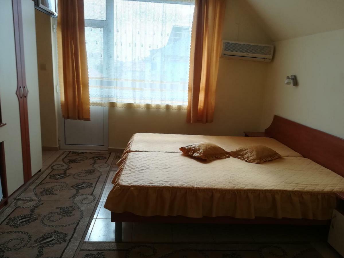 Guest House Georgieva 拉夫达 外观 照片
