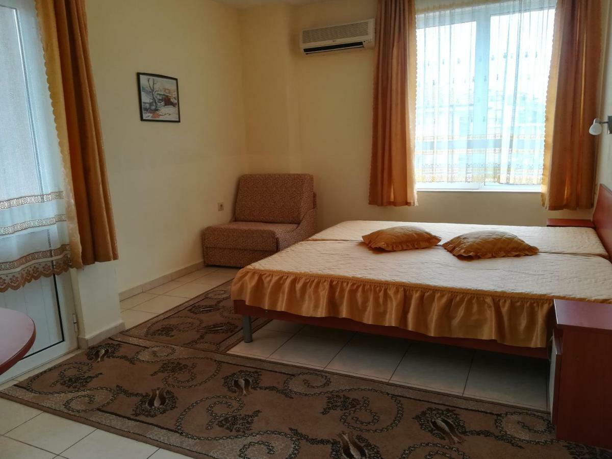 Guest House Georgieva 拉夫达 外观 照片